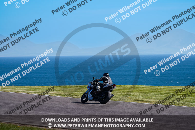 anglesey no limits trackday;anglesey photographs;anglesey trackday photographs;enduro digital images;event digital images;eventdigitalimages;no limits trackdays;peter wileman photography;racing digital images;trac mon;trackday digital images;trackday photos;ty croes